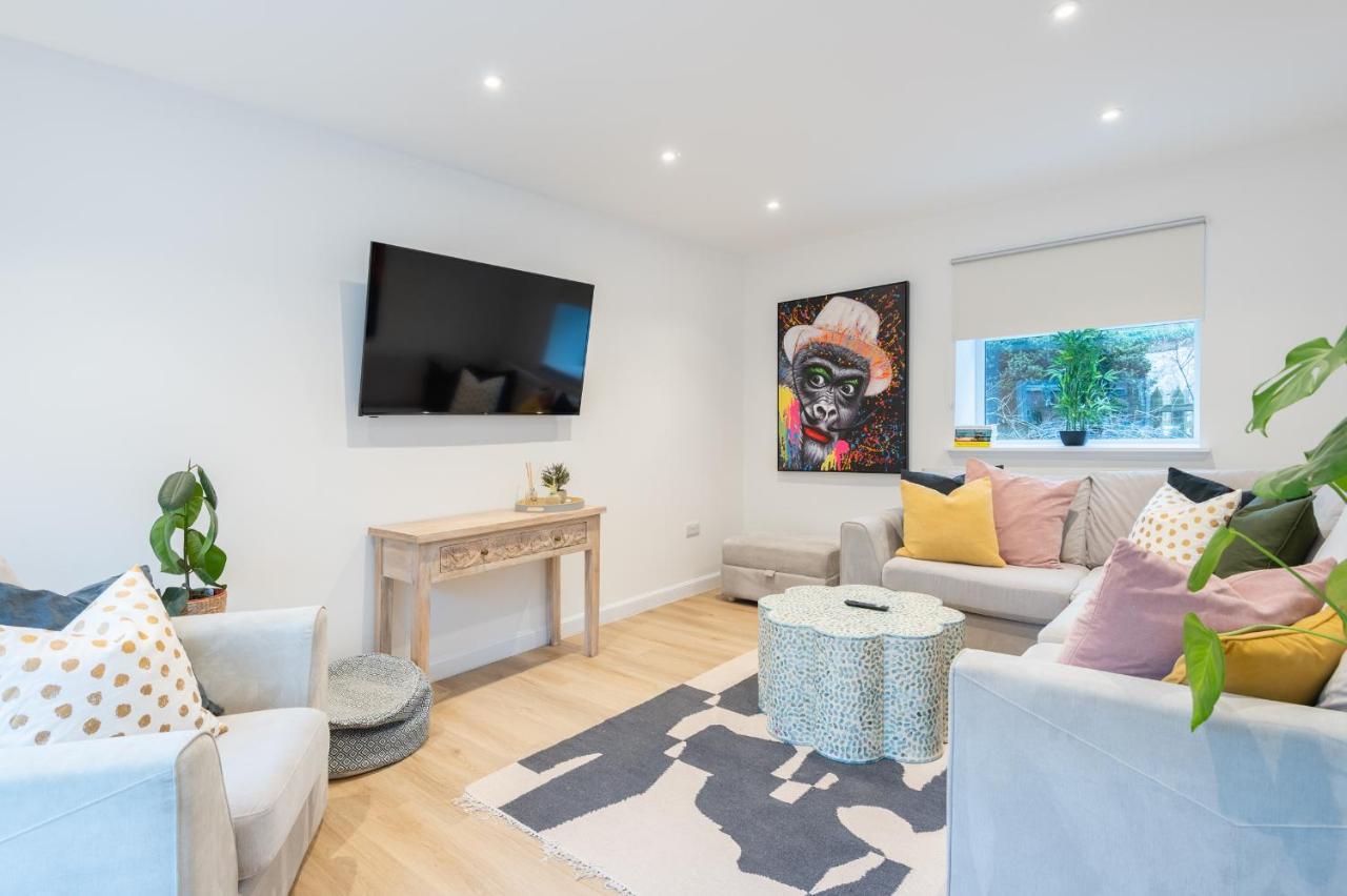 Blairgowrie and Rattray The Pinkish House - 4 Bed Home In The Town Centre מראה חיצוני תמונה